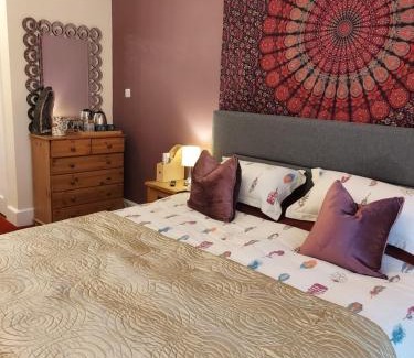 Street Bed & Breakfast | No 29 Grange Avenue