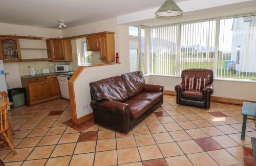 Keel House | No 3 Beach Cottages