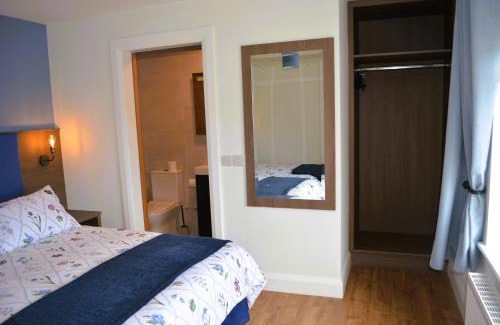 Carndonagh House | Relax at No 3 The Arch: Family-Friendly with Pool Access