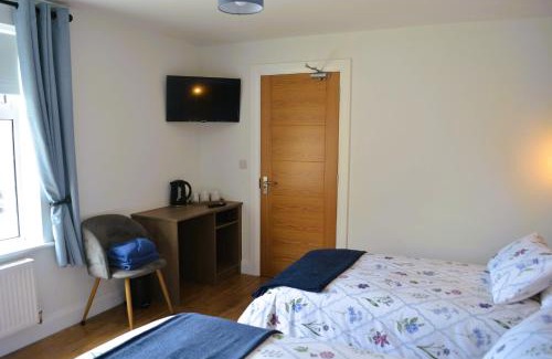 Carndonagh House | Relax at No 3 The Arch: Family-Friendly with Pool Access