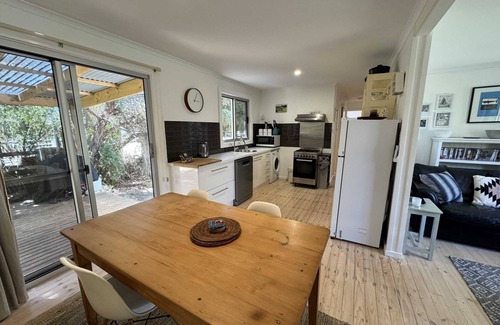 Waterhouse House | Pet-Friendly Retreat at No.34 with Top Guest Ratings