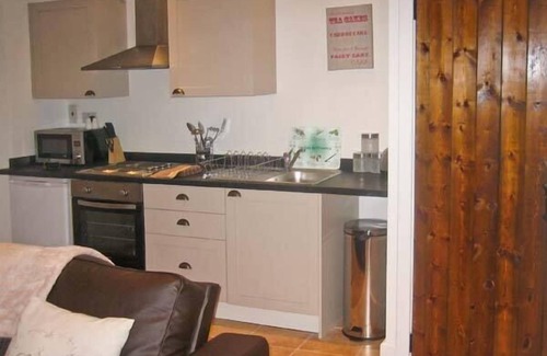 Pateley Bridge Cottage | Cozy No. 5 The Stables with Breakfast and Kitchen Access