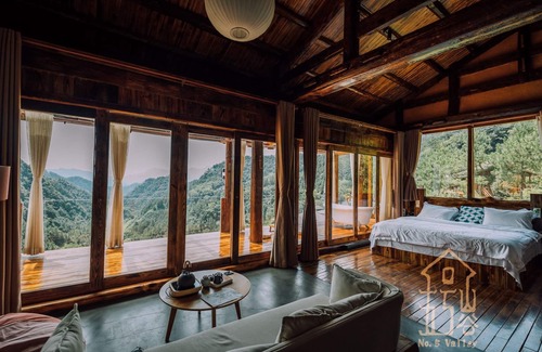Wulingyuan Bed & Breakfast | Exceptional No.5 Valley Lodge: Guest Rated 9.6/10 Awaits
