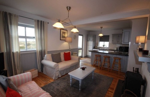 Connemara House | Experience Country Living Chic at No 6 Leitirshask