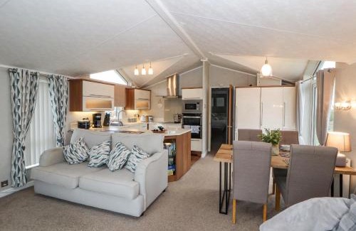 Cockermouth House | Indulge in Comfort at No 7 Skiddaw View - 4 Star Rated
