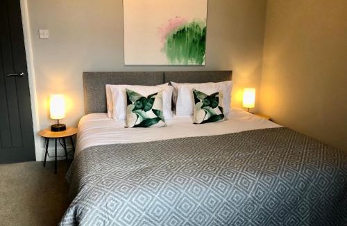 Sunderland Apartment | High Barnes 3 Bed House - Perfect for Families & Parking