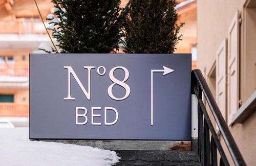 Verbier Hotel | No 8 Bed & Bar