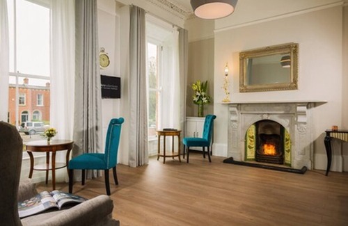 Rathgar House | Inviting No 9 Rathgar: Family-Friendly with Breakfast Included