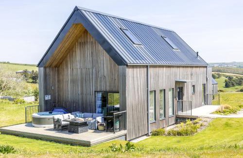 North Buckland House | Relax at No 9 The Vista, Willingcott - Pet Friendly Retreat