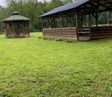 Blue Ridge House | Unforgettable Stays at No Agenda - 4-Star, Pet-Friendly Escape