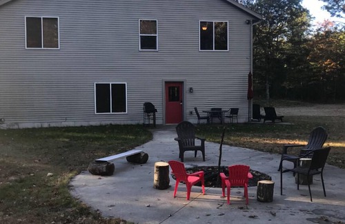 Rapid City House | Experience No Bad Days Up North Near Torch Lake