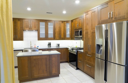 Flower Mound House | Pet-Friendly Retreat: Relax at Plum Tree Ln Home