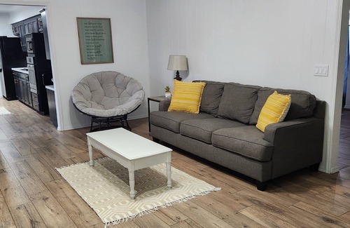 Oklahoma City House | Inviting House Near Lake with Spa and Pet-Friendly Amenities