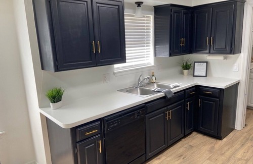 Oklahoma City House | Inviting House Near Lake with Spa and Pet-Friendly Amenities