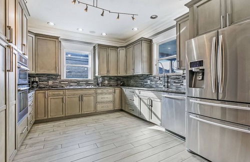 New Orleans House | Endymion Hang Out: City Park Stay with No Cleaning Fees