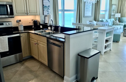 Gulf Shores Condo | Beachfront E Corner Unit with Wrap Around Balcony & Spa