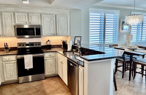 Gulf Shores Condo | Beachfront Bliss with Huge Pool and Ocean View Balconies