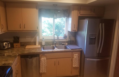 Disston Heights House | Pet-Friendly 3-Bedroom Home in Central St Petersburg