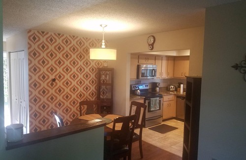 Disston Heights House | Pet-Friendly 3-Bedroom Home in Central St Petersburg