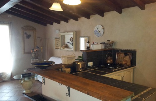 Olivastri Apartment | Ocean View Haven: Guest Rated 9.8, Pet Friendly & Family Ready