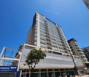 Praia de Itaparica Apartment | Cozy Apartment Steps from the Beach with Pool & Ocean View