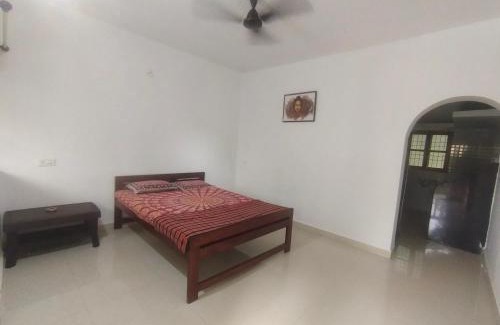 Arambol House | Highly Rated NO NAME GUESTHOUSE: Family-Friendly with Breakfast