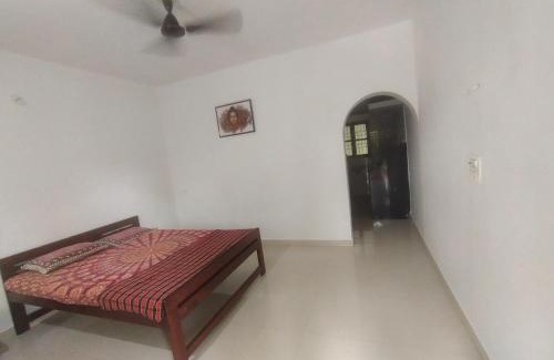 Arambol House | Highly Rated NO NAME GUESTHOUSE: Family-Friendly with Breakfast