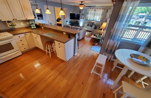 Concord House | Quiet Retreat with 3 Beds, Breakfast & Child-Friendly Amenities