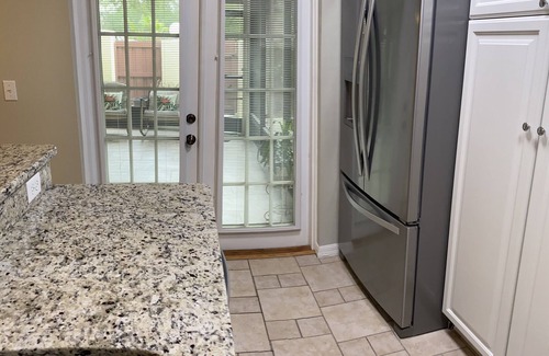 Titusville House | Pet-Friendly Townhouse with Ocean View on Space Coast