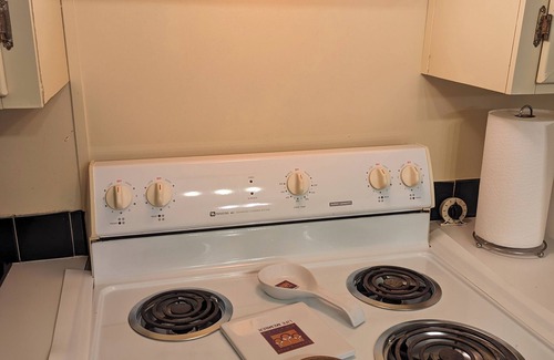 Cofield House | Top-Rated No Say Left Farm: Pet-Friendly Family Retreat