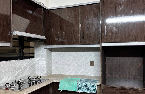 Karachi Apartment | Cozy 1-Bed Apartment in North Kara for Unmarried Couples