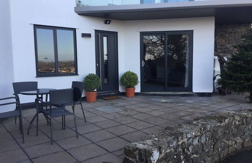 Saundersfoot Apartment | Top-Rated Highpoint Apartment with Indoor Pool & Sea Views