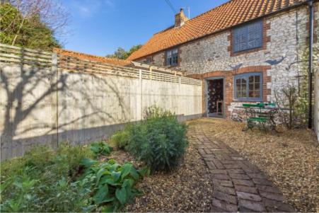 Thornham House | Pet-Friendly No33 Thornham Boutique Cottage for Families