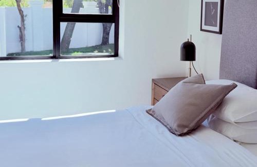 Gallo Manor House | NO4 Lilliput - Sandton Executive Guest House - OPENING SPECIAL