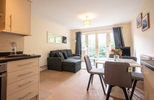 Mansfield Apartment | Exceptional No6: Family-Friendly Stay with Top Ratings