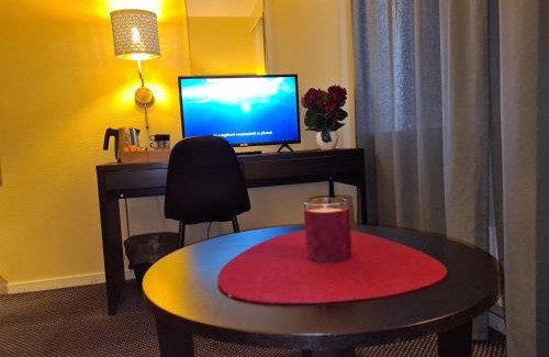 Vasteras Apartment | Welcoming Noah Longstay: Family-Friendly & Accessible Stay