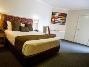 Muswellbrook Hotel | Discover Noah's Mid City Motor Inn in Muswellbrook