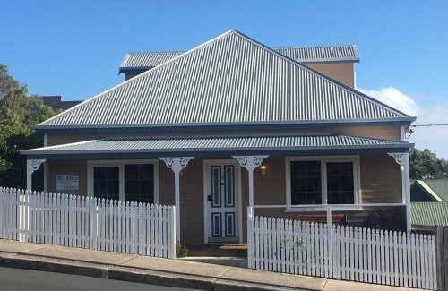 Stanley Bed & Breakfast | 5-Star Experience at Noah's Stanley Bed and Breakfast