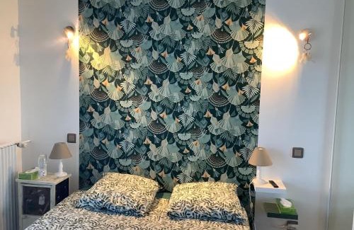 Le Bouscat House | Discover Noailles: Guest Rated 8.6/10 for Comfort