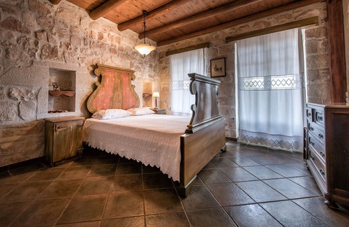 Korithi Bed & Breakfast | Relax at Nobelos Seaside Lodge with Ocean Views & Breakfast