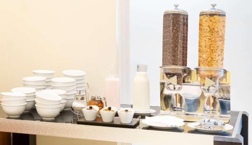 Las Rejas Hotel | Comfortable Stay at Best Western Estacion Central - 4 Stars