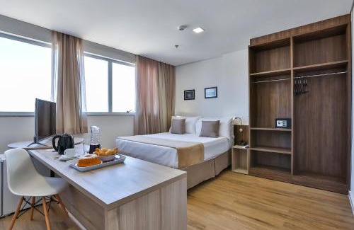 Setor Central Hotel | Discover Nobile Inn London Anápolis: 4-Star Oceanfront Retreat
