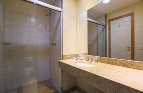 Saraiva Hotel | Exceptional Nobile Suites Uberlândia with Pool and Spa