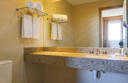 Saraiva Hotel | Exceptional Nobile Suites Uberlândia with Pool and Spa