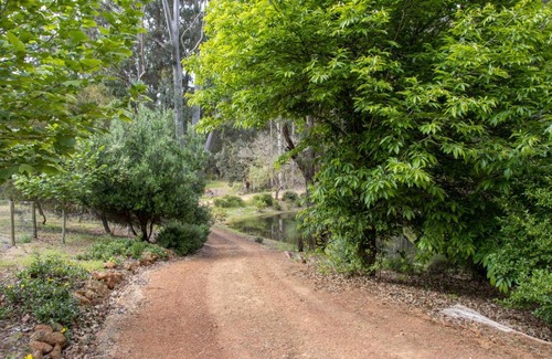 Dwellingup Ski Chalet | Experience Noble River Estate: 4-Star Family-Friendly Retreat