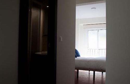 Triana Hotel | Welcoming Stay at Noches en Triana - Child-Friendly Haven
