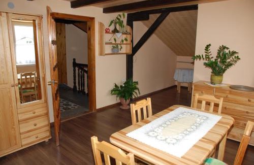 Zarki House | Pet-Friendly Noclegi nad Leśniówką with Oceanfront Views