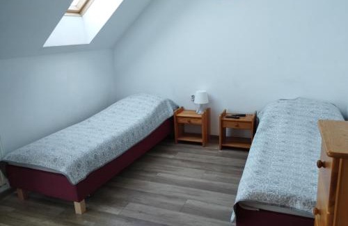 Skawina House | Pet-Friendly Noclegi Pod Dębem: A Family Retreat Awaits