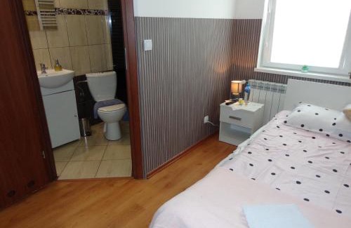 gmina Olsztyn House | Experience Comfort at Noclegi Skałka-domek with Hot Tub