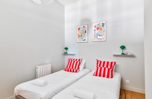 Terreaux - Bat d'argent Apartment | Discover Family-Friendly Comfort at NOCNOC L'Athos